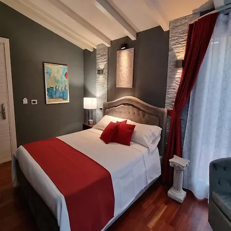 ゲストハウス Vi Ja Janas Cagliari 4*