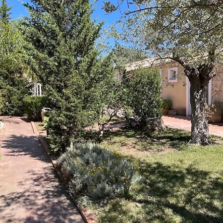 Vi Ja Janas Cagliari 4*