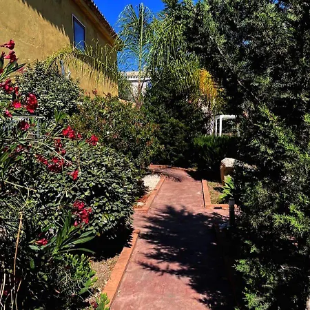 Vi Ja Janas Cagliari Vendégház Sestu
