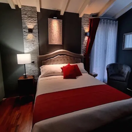 Vi Ja Janas Cagliari ゲストハウス 4*