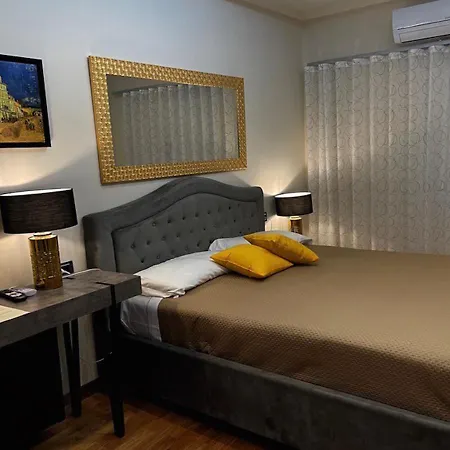 Vi Ja Janas Cagliari ゲストハウス 4*